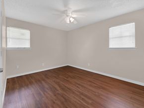 518 Elton Street, Houston TX 77034