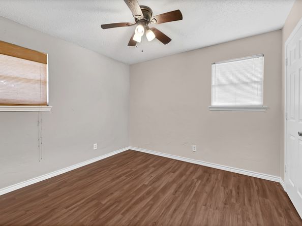 518 Elton Street, Houston TX 77034