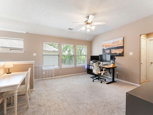 114 W Twinvale Loop, Conroe TX 77384