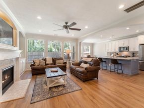 114 W Twinvale Loop, Conroe TX 77384