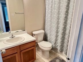 6026 Yorkglen Manor Lane, Houston TX 77084