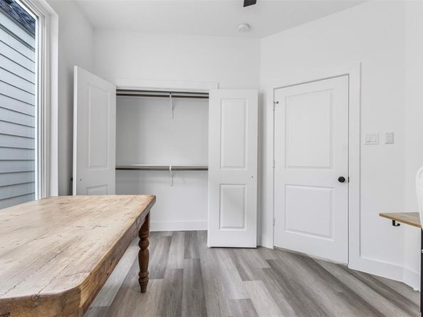 409 Alvia Run Lane B2, Houston TX 77018