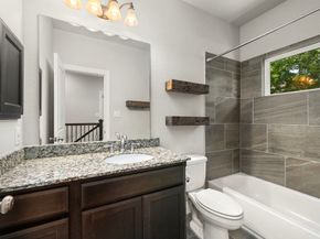 922 Wakefield Drive, Houston TX 77018