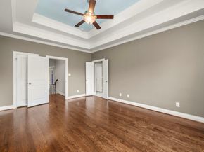 922 Wakefield Drive, Houston TX 77018