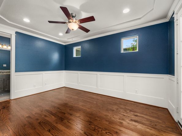 922 Wakefield Drive, Houston TX 77018
