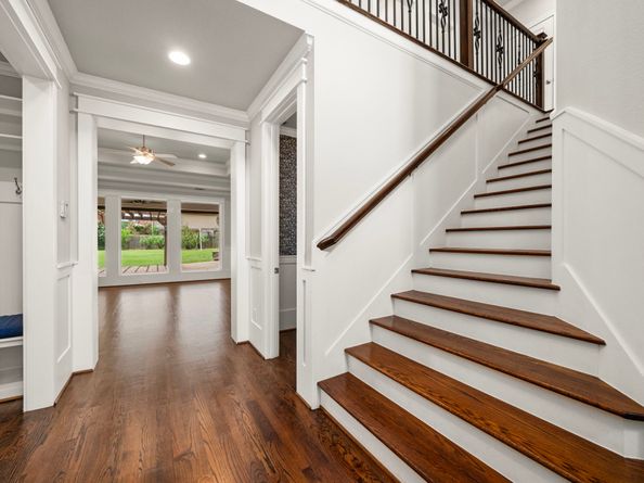 922 Wakefield Drive, Houston TX 77018