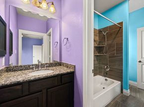 922 Wakefield Drive, Houston TX 77018