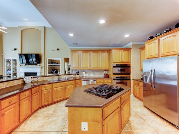 4815 N Pine Brook Way, Houston TX 77059