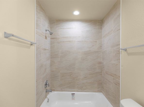 7754 Avenue J, Houston TX 77012