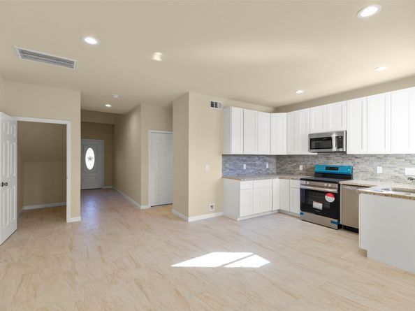 7754 Avenue J, Houston TX 77012