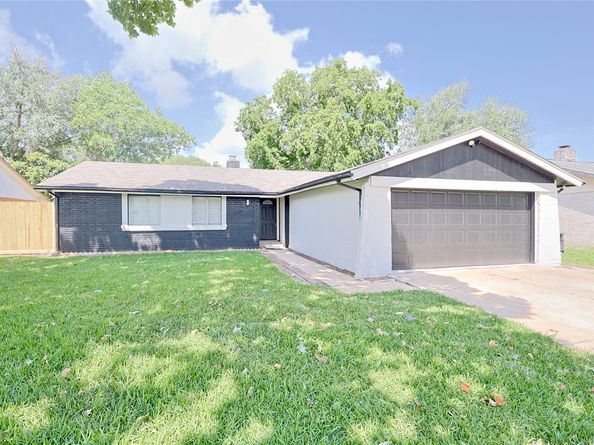 9910 Kent Towne Lane, Sugar Land TX 77498