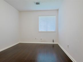 9910 Kent Towne Lane, Sugar Land TX 77498