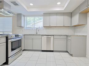9910 Kent Towne Lane, Sugar Land TX 77498