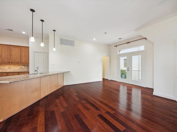 415 Tuam Street, Houston TX 77006
