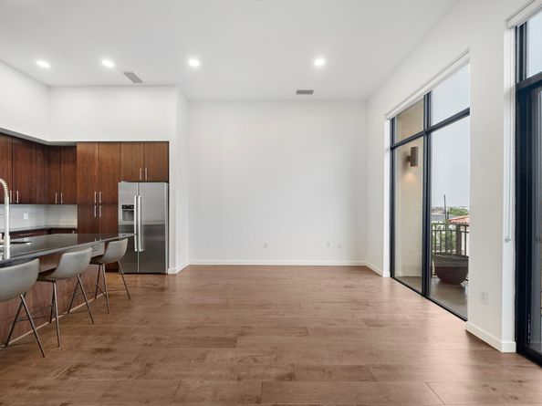 4820 Caroline Street 507, Houston TX 77004