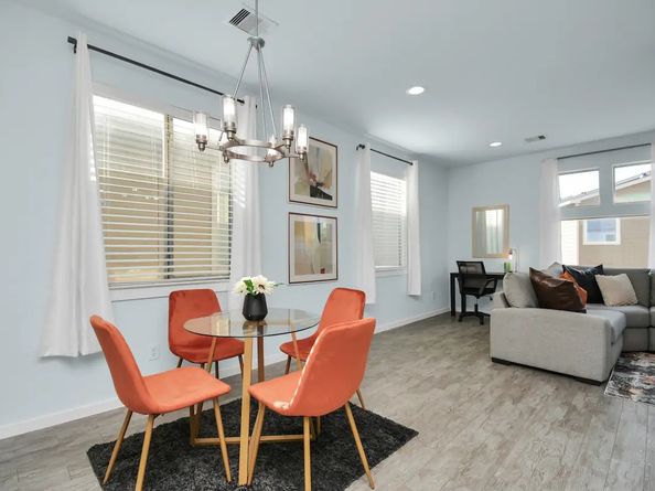 5411 Lindsay Lane, Houston TX 77011