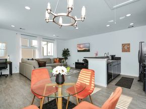 5411 Lindsay Lane, Houston TX 77011