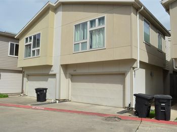 5411 Lindsay Lane