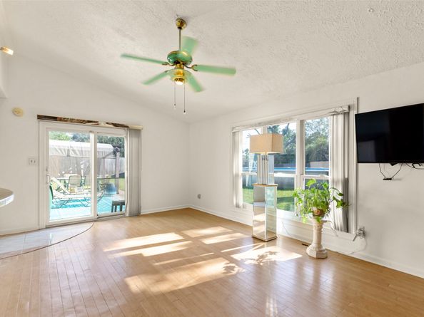 10522 Gulfstream Lane, Sugar Land TX 77498