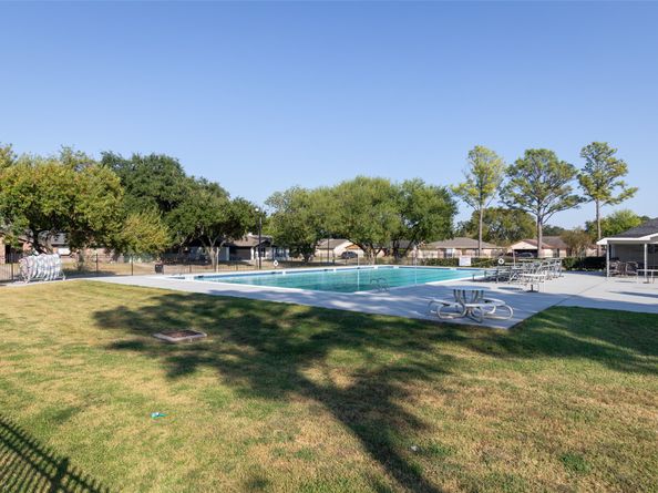 10522 Gulfstream Lane, Sugar Land TX 77498