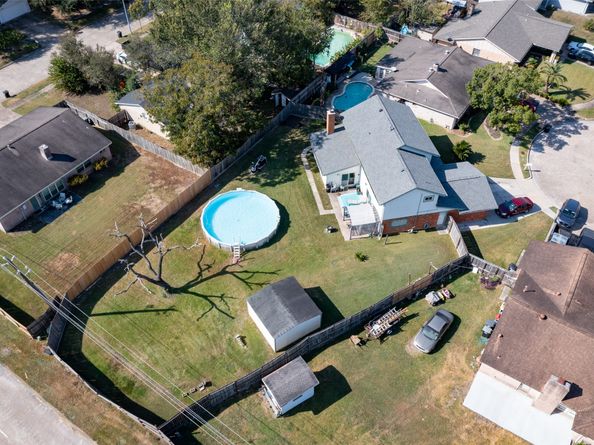 10522 Gulfstream Lane, Sugar Land TX 77498