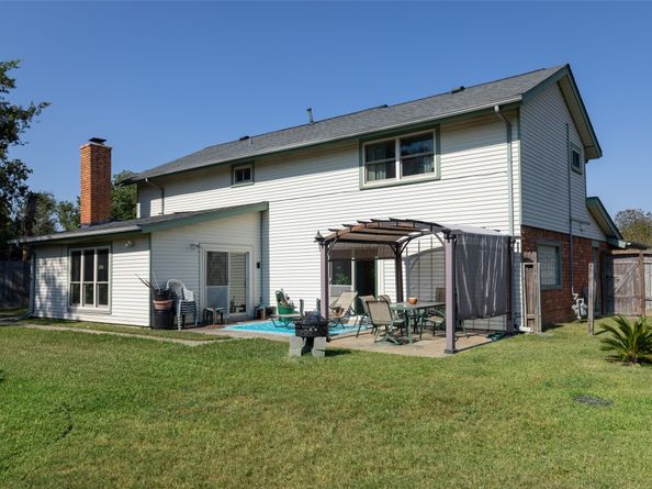 10522 Gulfstream Lane, Sugar Land TX 77498