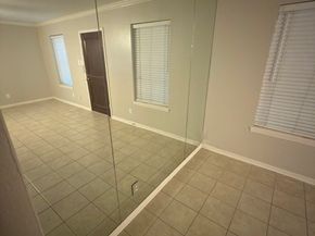 6401 Skyline Drive 34, Houston TX 77057