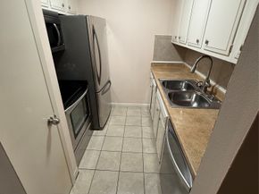 6401 Skyline Drive 34, Houston TX 77057