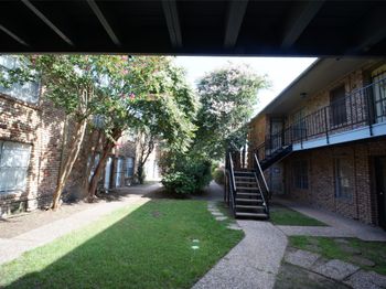 6401 Skyline Drive