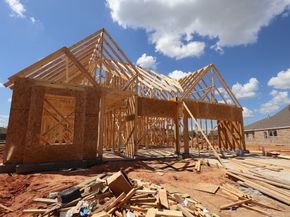 210 Sweetwater Rill Drive, Conroe TX 77304