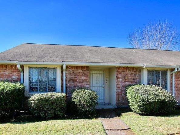 12843 Clarewood Drive, Houston TX 77072