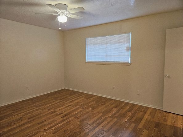 12843 Clarewood Drive, Houston TX 77072