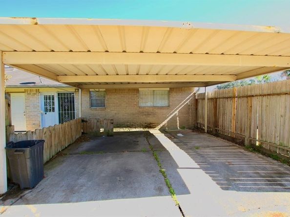 12843 Clarewood Drive, Houston TX 77072