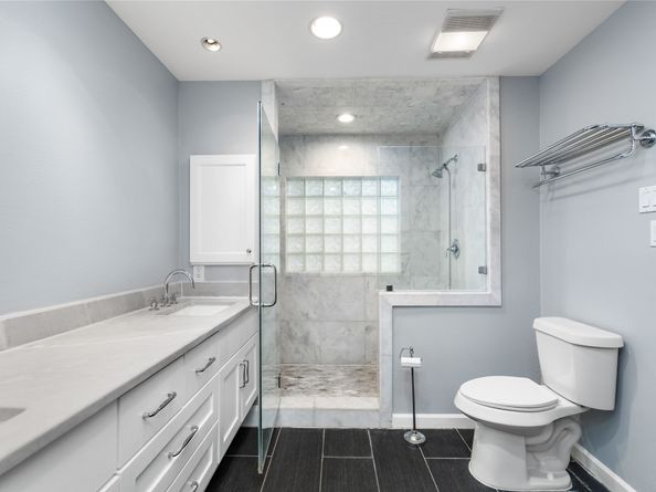 4923 Valkeith Drive, Houston TX 77096