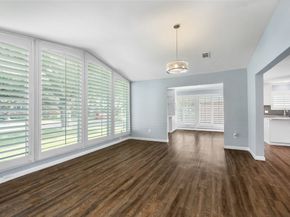 4923 Valkeith Drive, Houston TX 77096