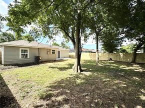 1106 Aubert Street, Houston TX 77017