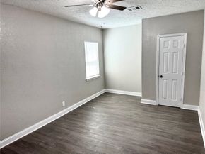 1106 Aubert Street, Houston TX 77017