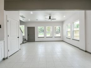 8306 E Tidwell Road, Houston TX 77028