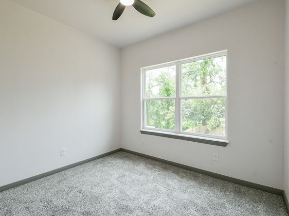 8306 E Tidwell Road, Houston TX 77028
