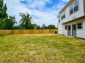 8306 E Tidwell Road, Houston TX 77028