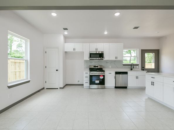 8306 E Tidwell Road, Houston TX 77028