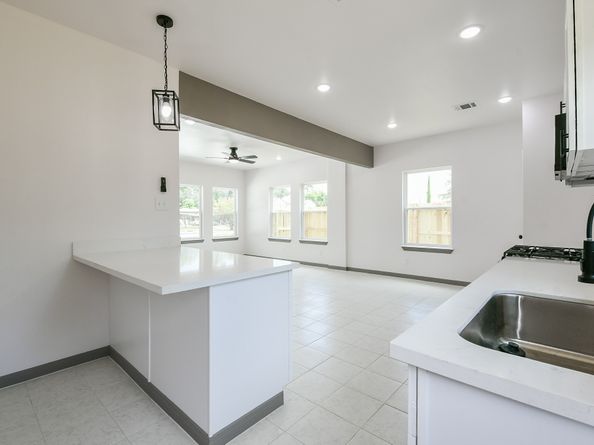 8306 E Tidwell Road, Houston TX 77028
