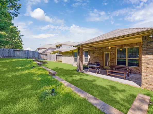 2654 Tacoma Springs Drive, Conroe TX 77304