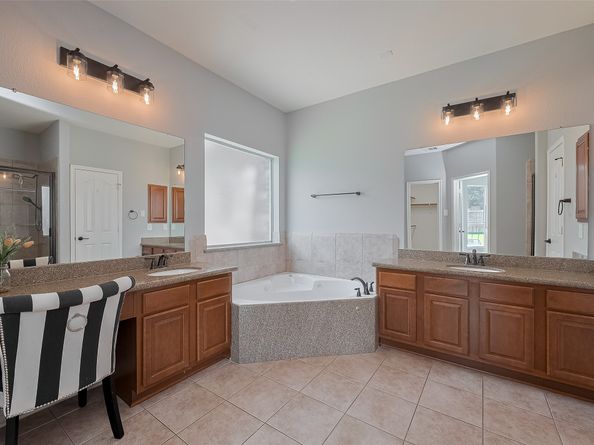25218 Auburn Bend Drive, Spring TX 77389