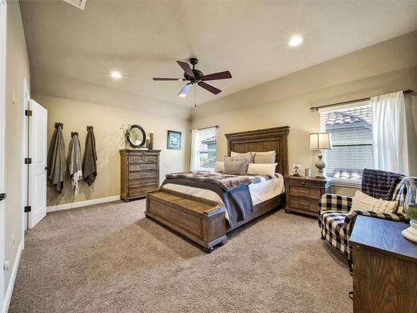 15614 Lake Iris Drive, Houston TX 77070
