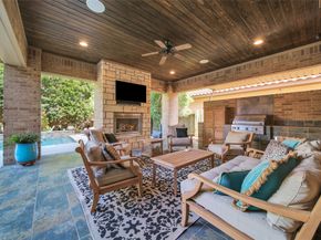 15614 Lake Iris Drive, Houston TX 77070