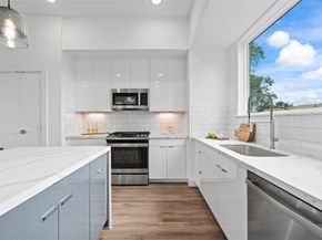 216 E 31ST 1/2 Street A, Houston TX 77018