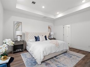 216 E 31ST 1/2 Street A, Houston TX 77018
