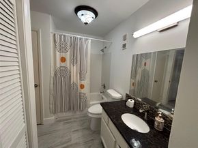 10075 Westpark Drive 40, Houston TX 77042