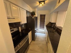 10075 Westpark Drive 40, Houston TX 77042